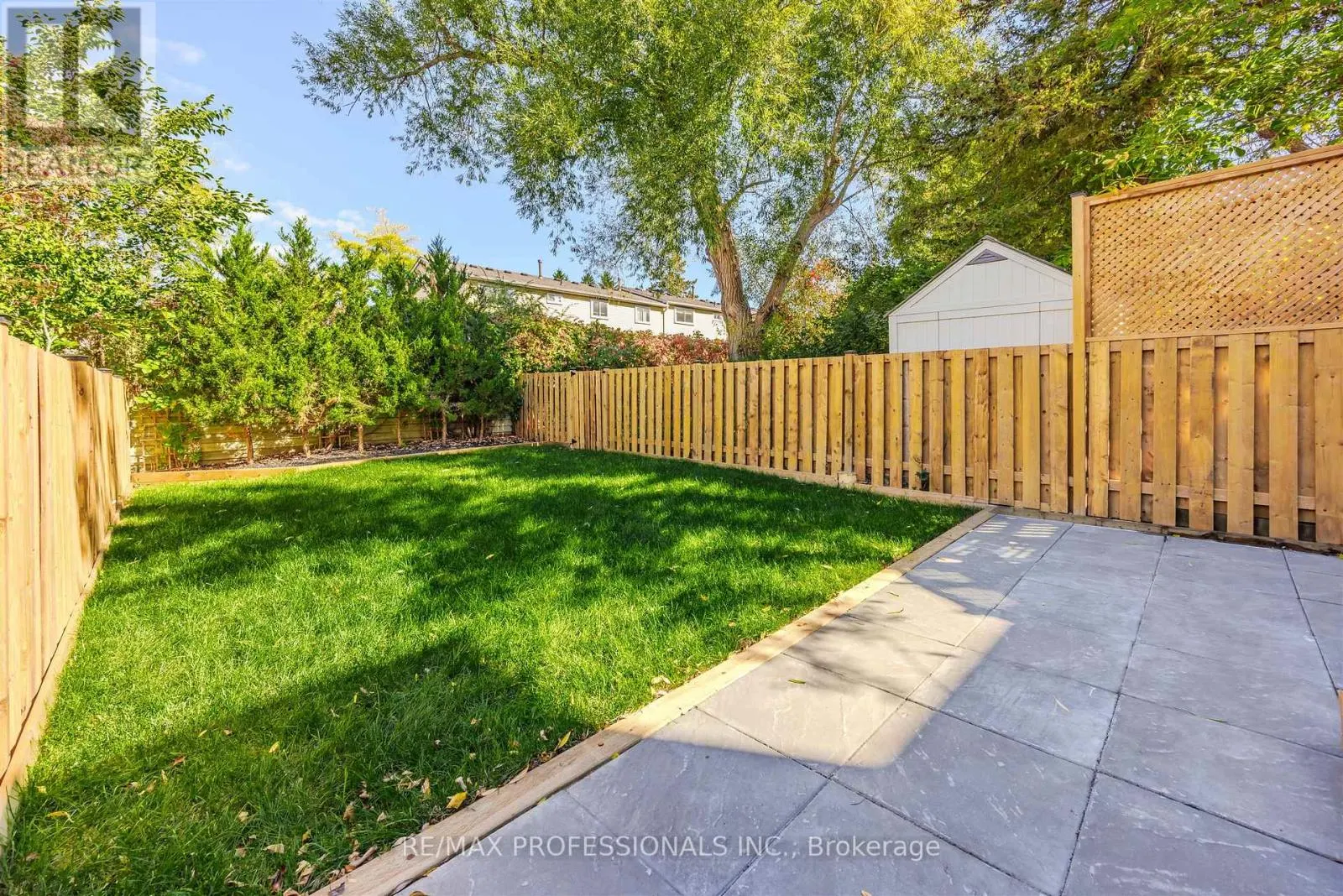 1063 RAINTREE LANE