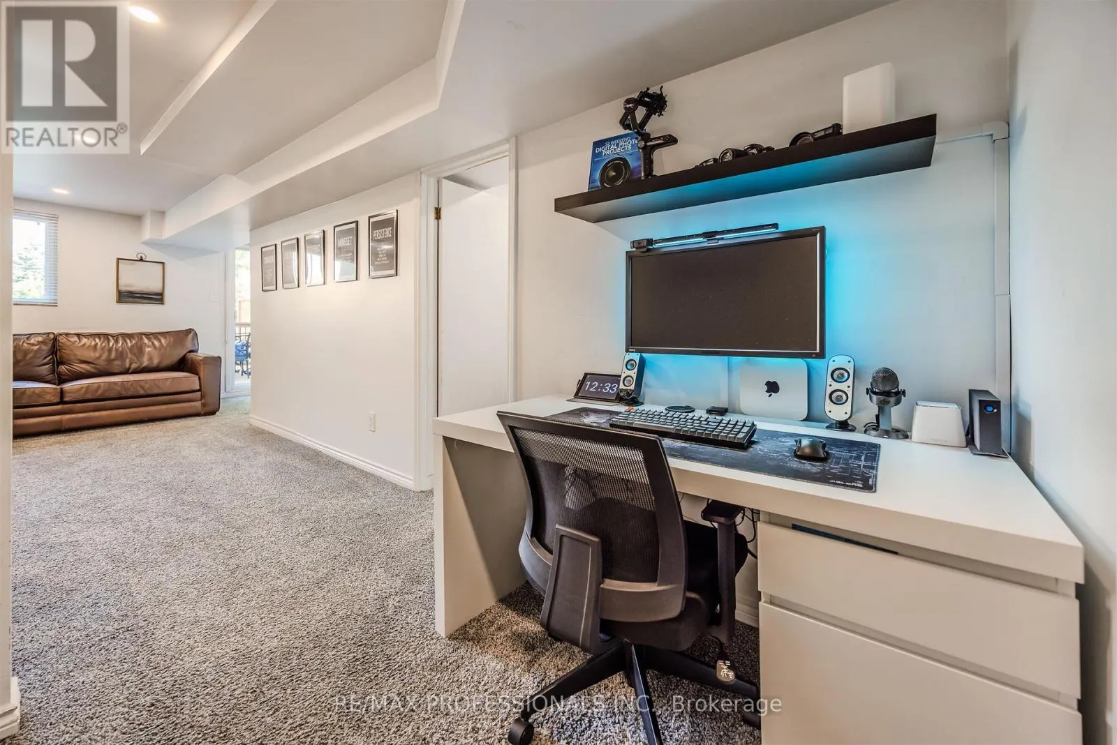 1063 RAINTREE LANE