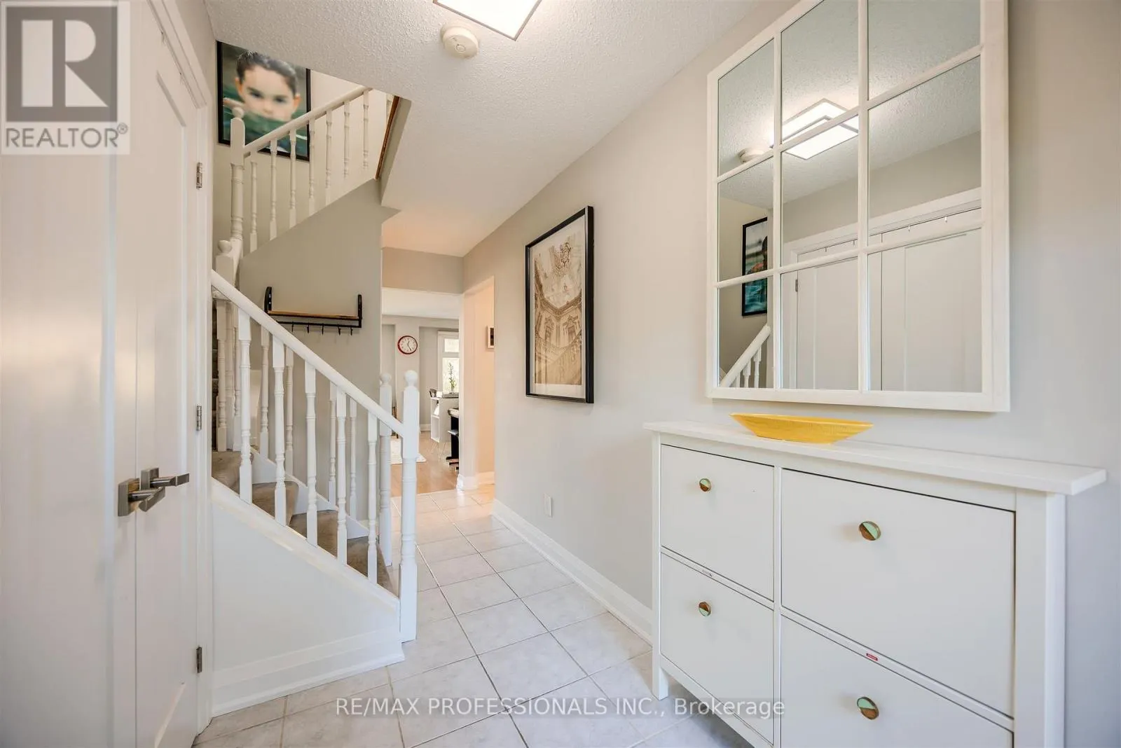 1063 RAINTREE LANE