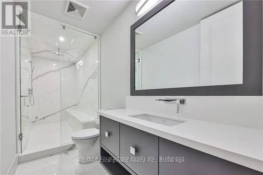2250 CHANCERY LANE W