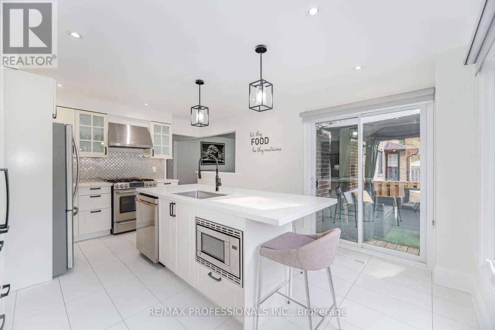 102 TANAGER SQUARE