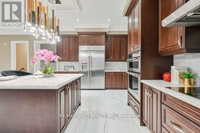 26 ADONIS CLOSE