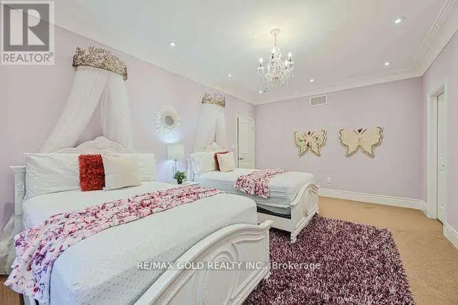 26 ADONIS CLOSE