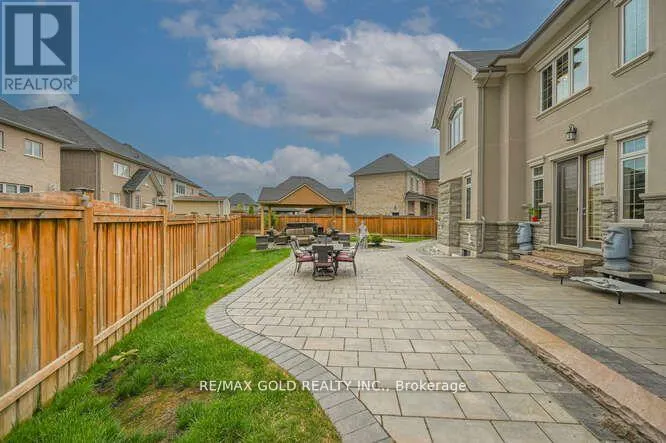26 ADONIS CLOSE