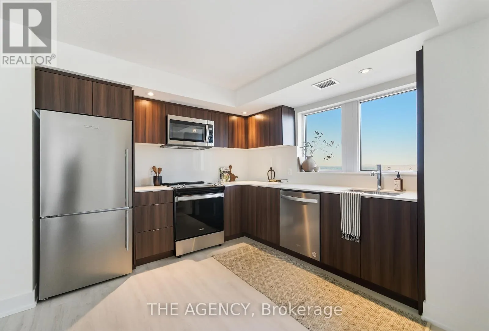 1708 - 10 EVA ROAD