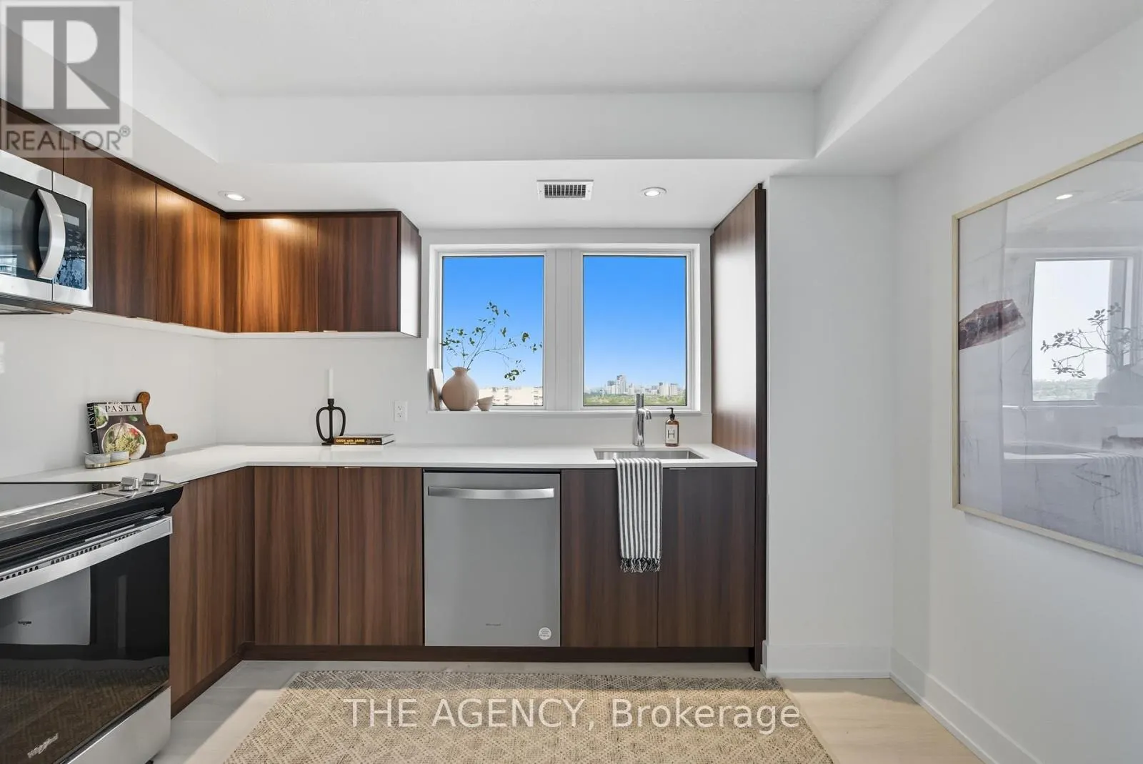 1708 - 10 EVA ROAD