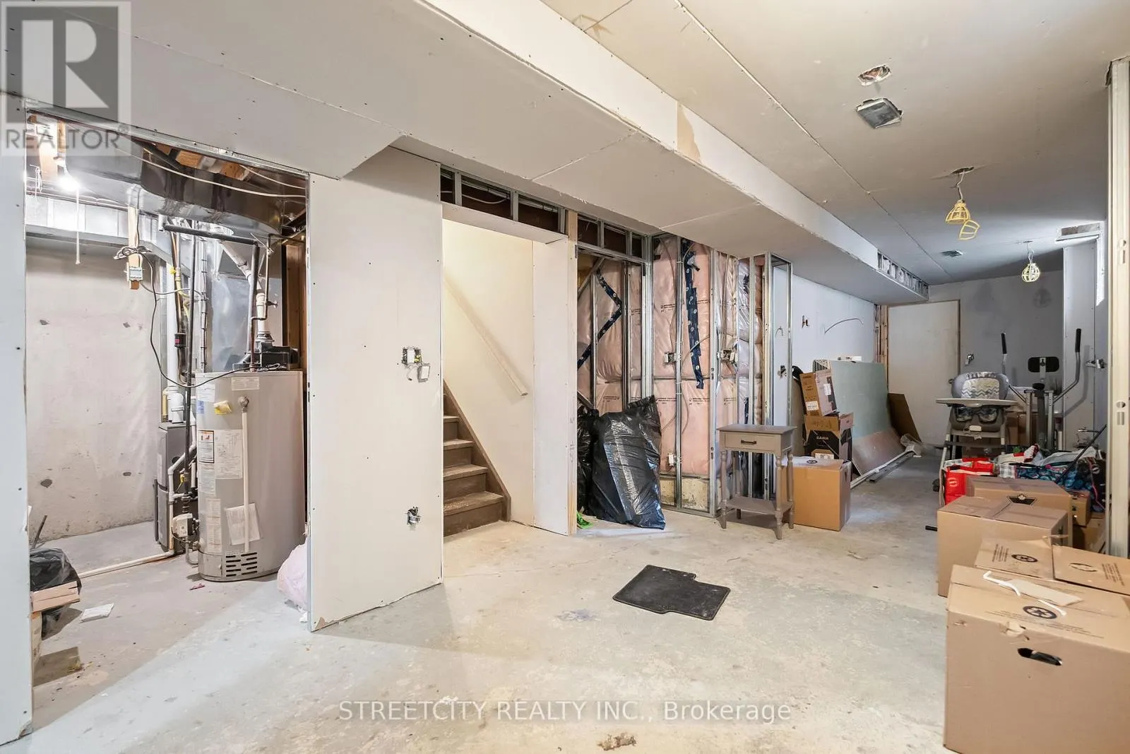 3953 FREEMAN TERRACE