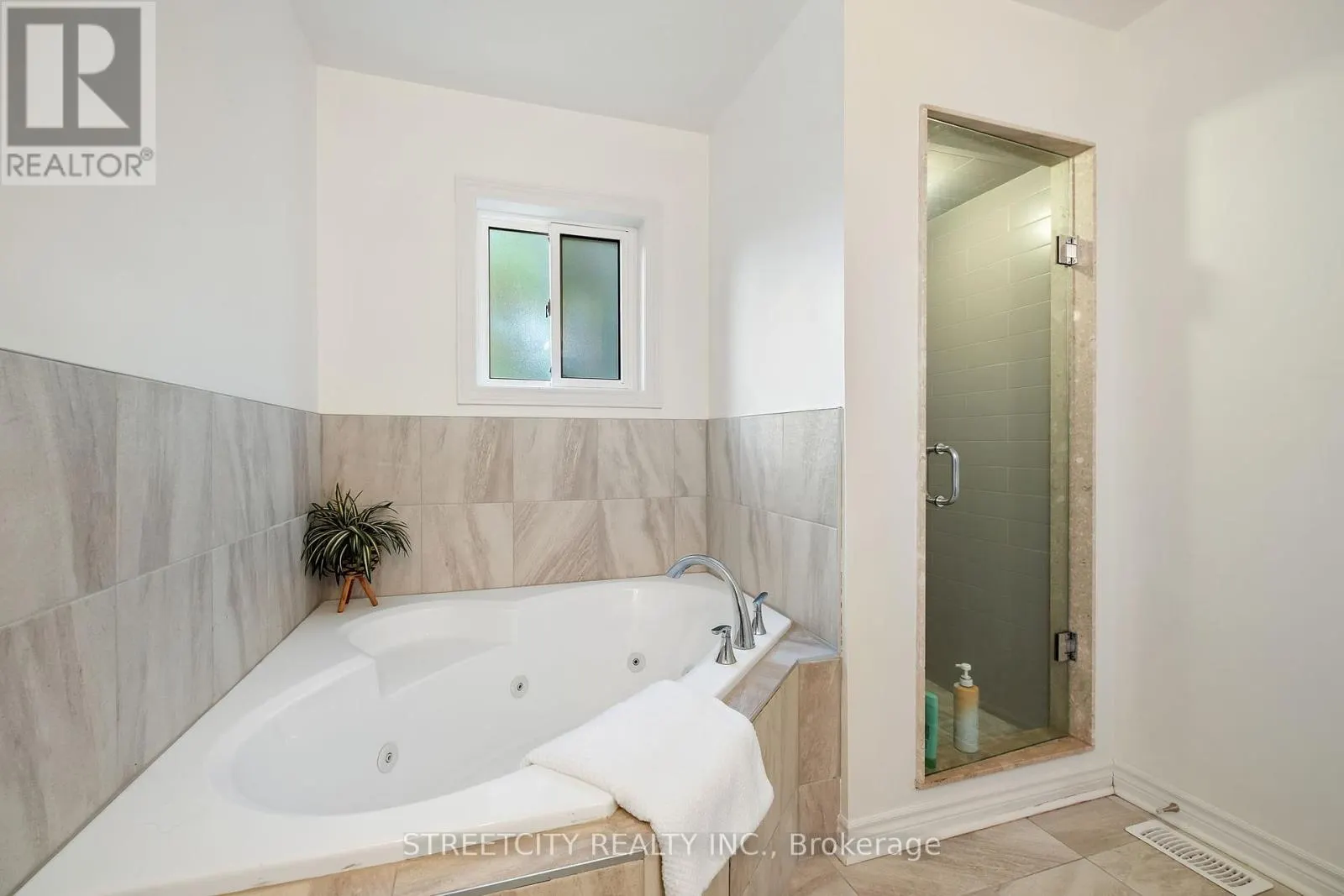 3953 FREEMAN TERRACE