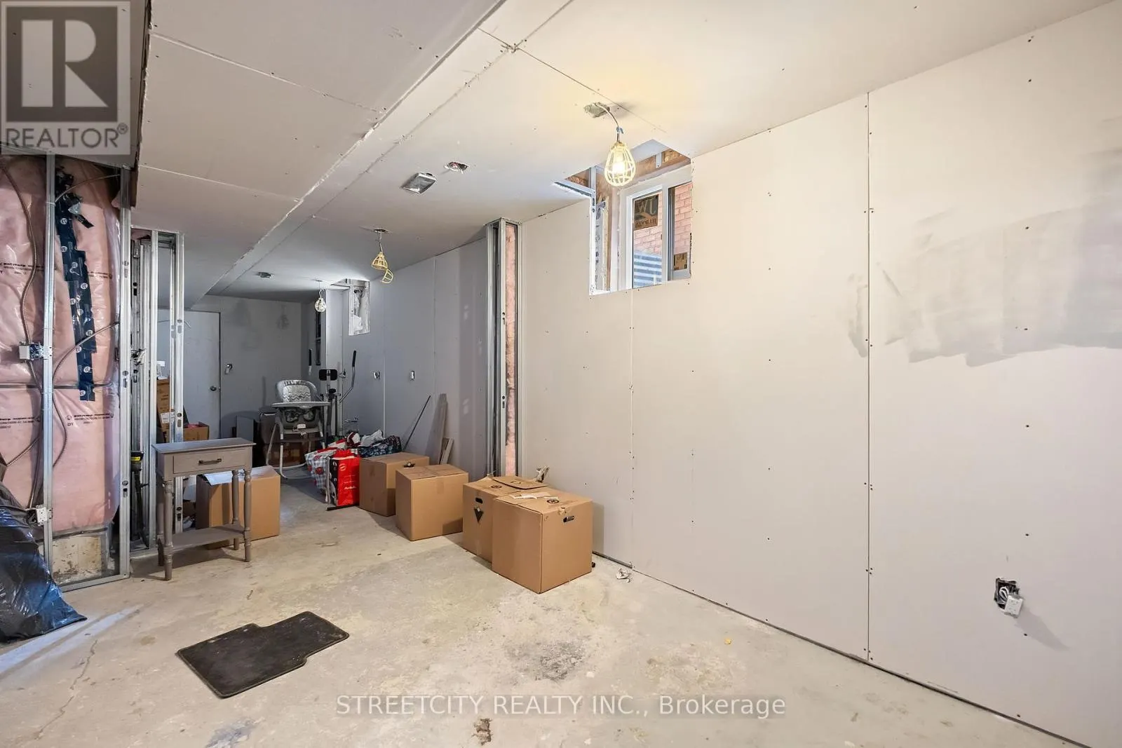 3953 FREEMAN TERRACE