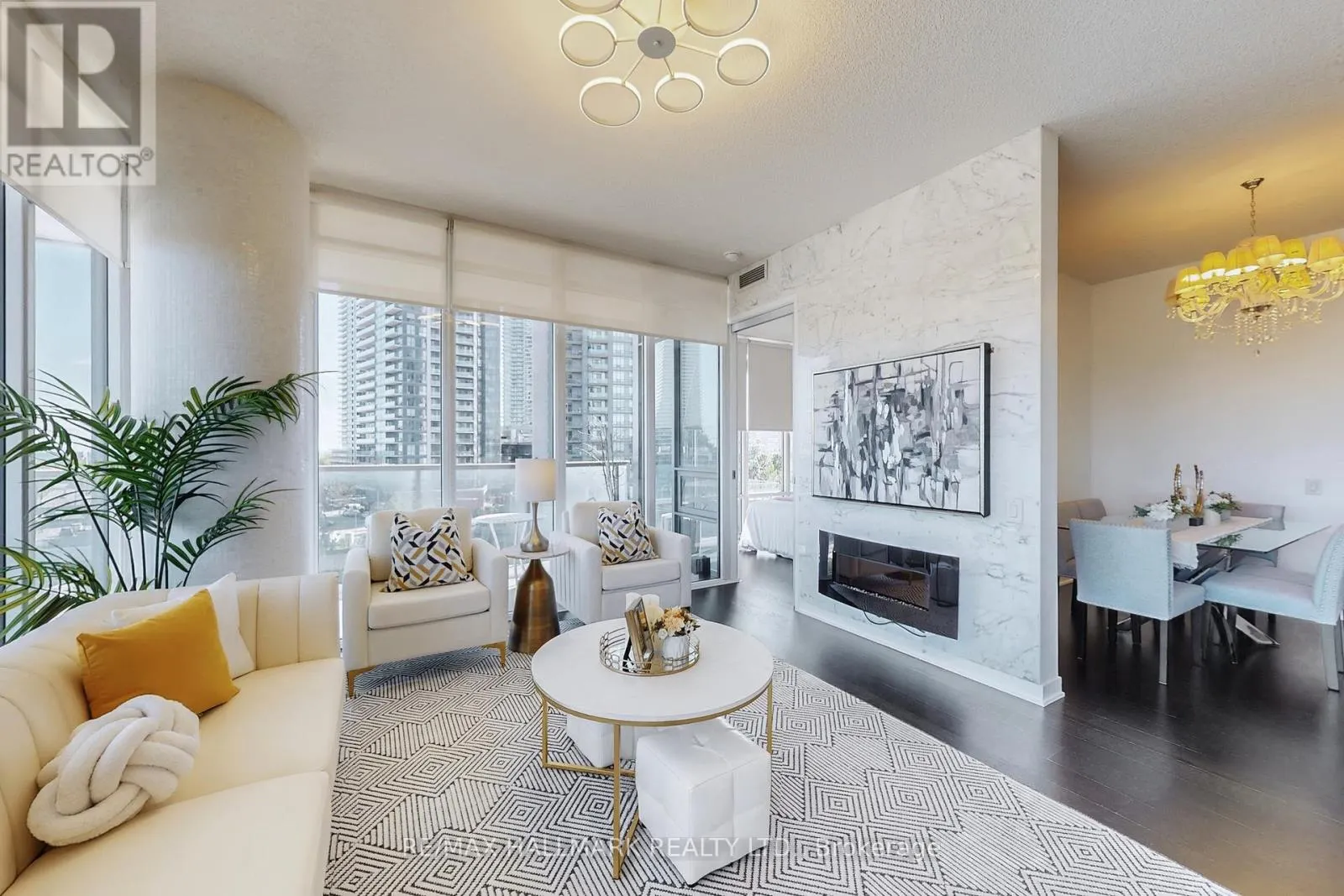 608 - 90 PARK LAWN ROAD