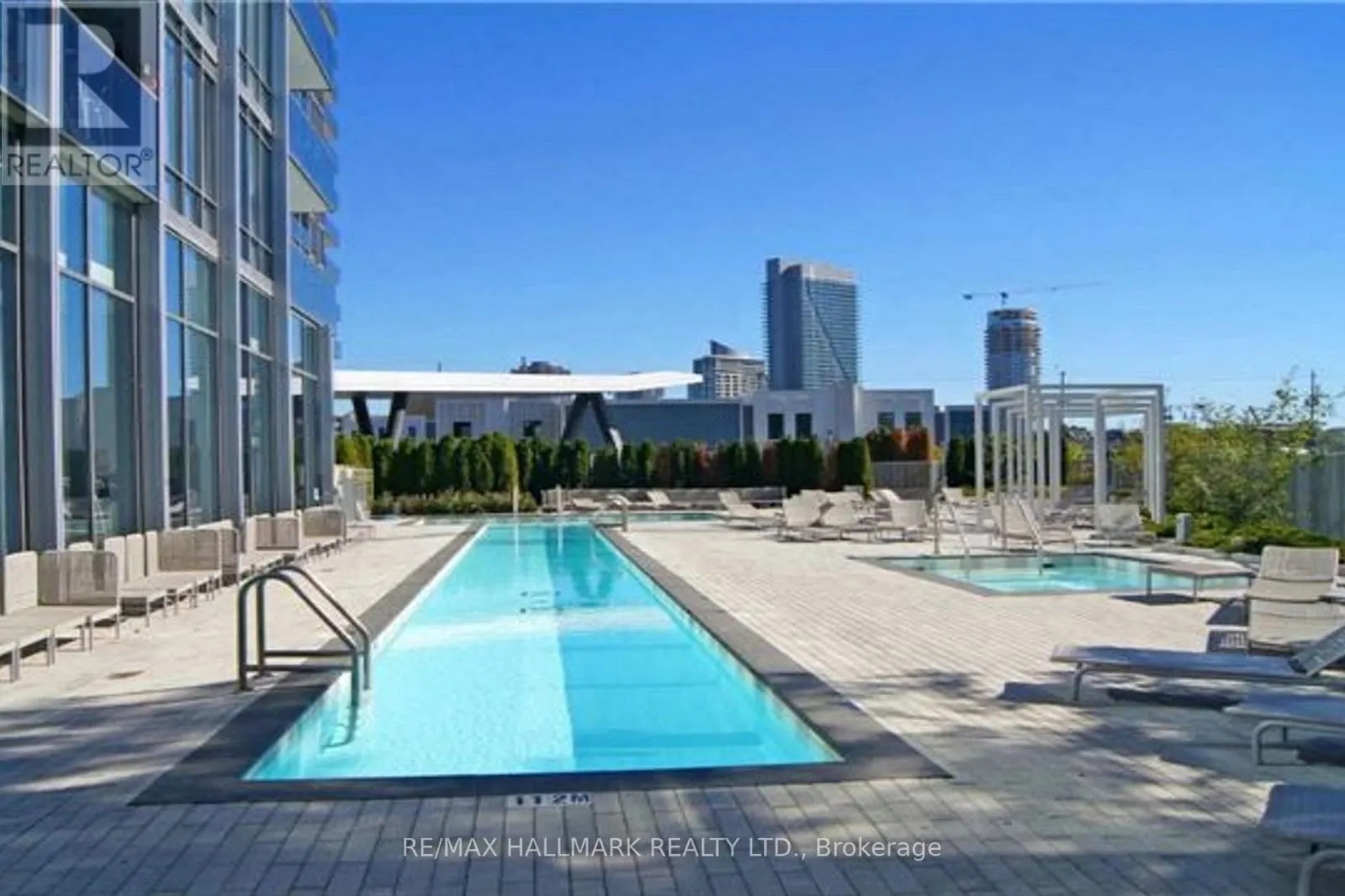 608 - 90 PARK LAWN ROAD