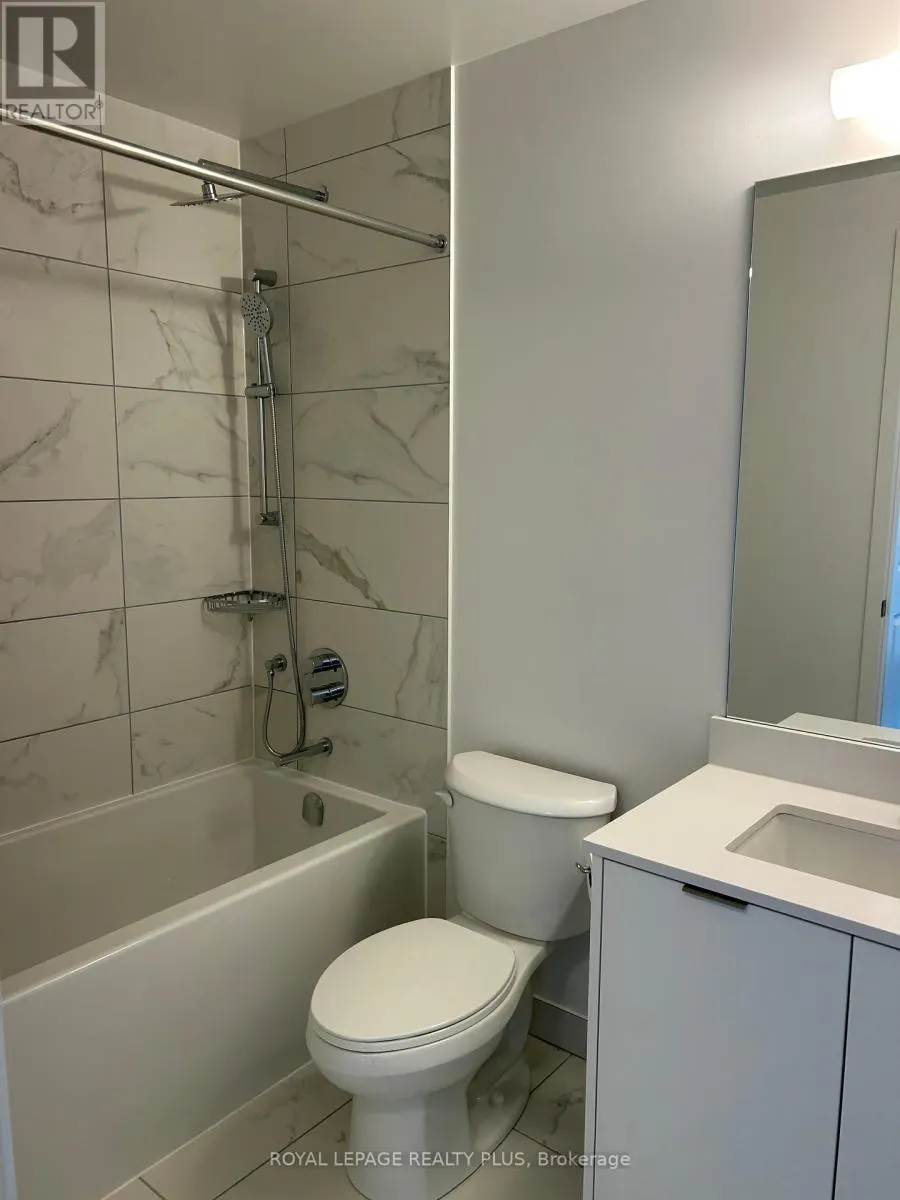 1308 - 204 BURNHAMTHORPE ROAD E
