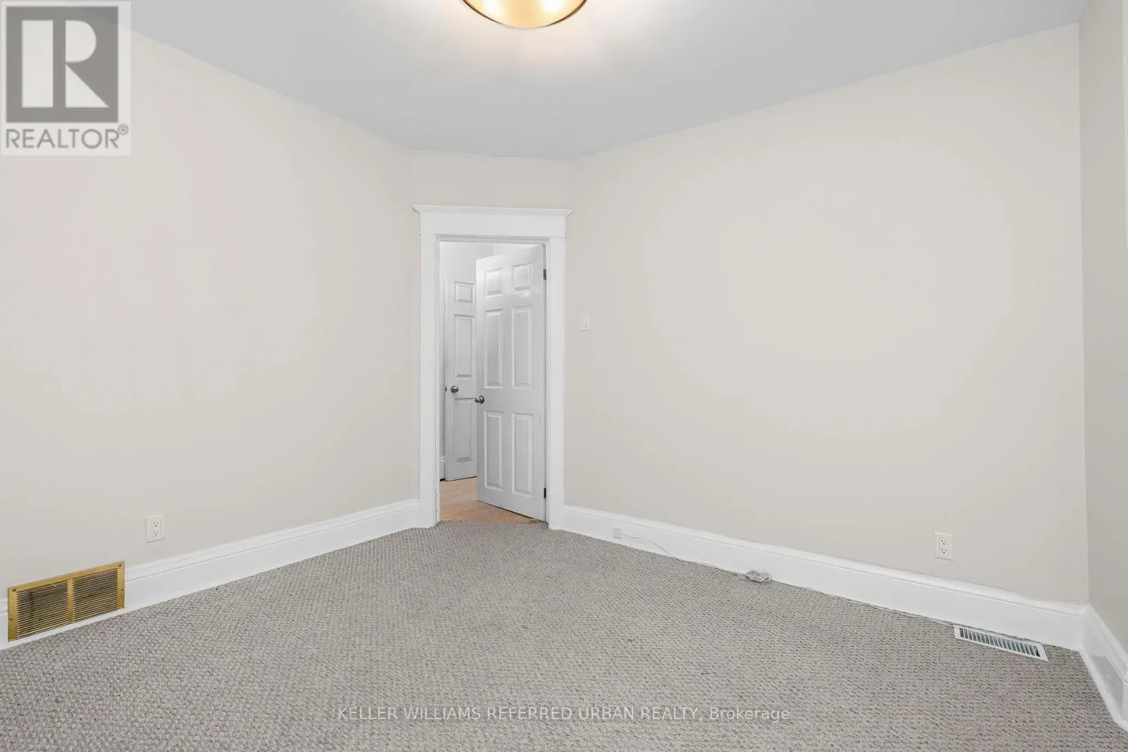 1182 DUFFERIN STREET