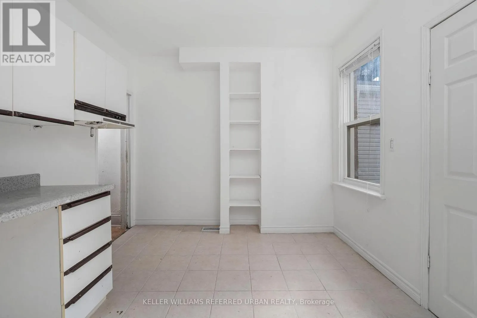 1182 DUFFERIN STREET