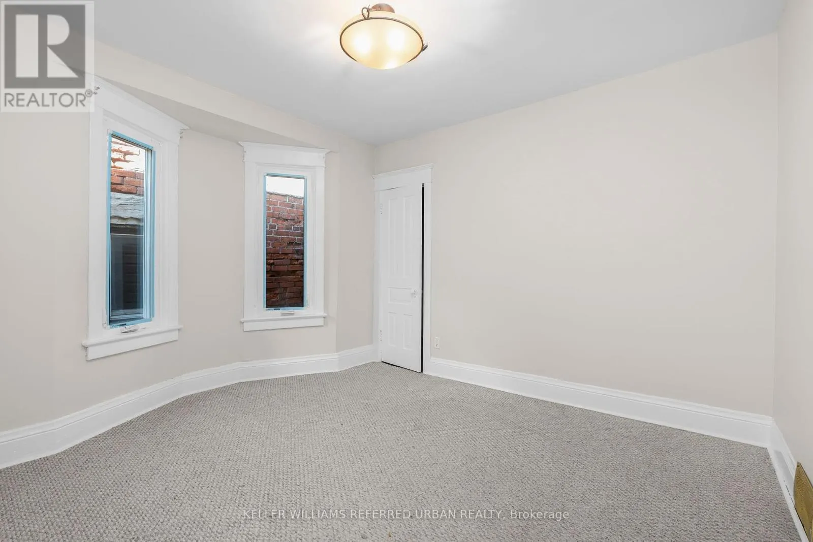 1182 DUFFERIN STREET
