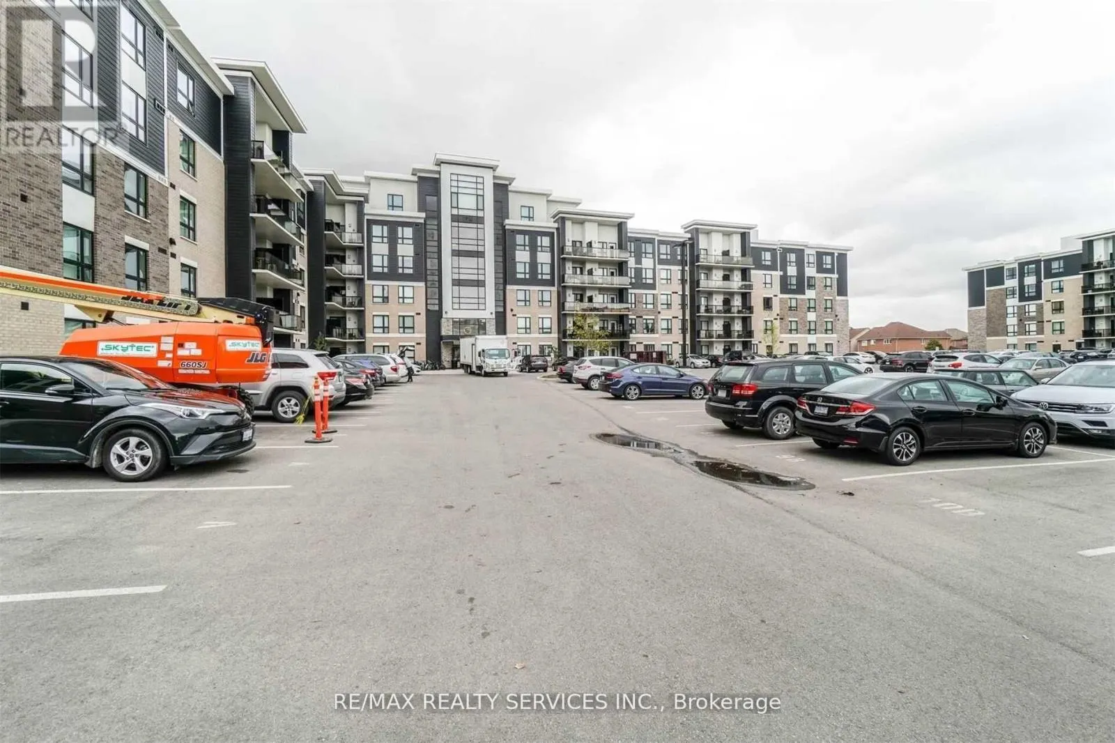 640 SAUVE STREET