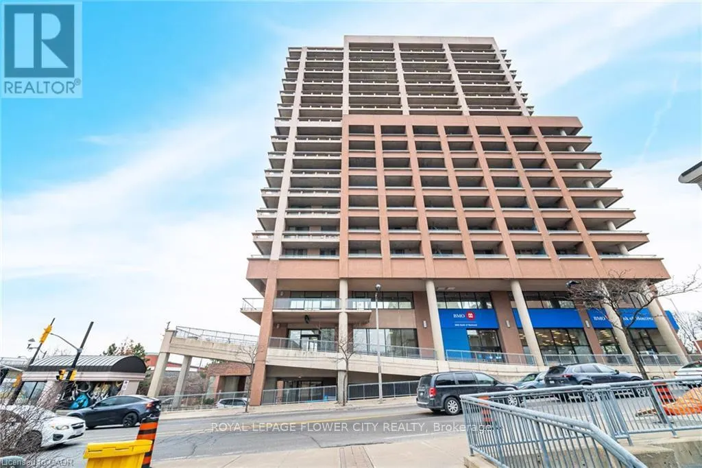 PH5 - 1 BELVEDERE COURT E