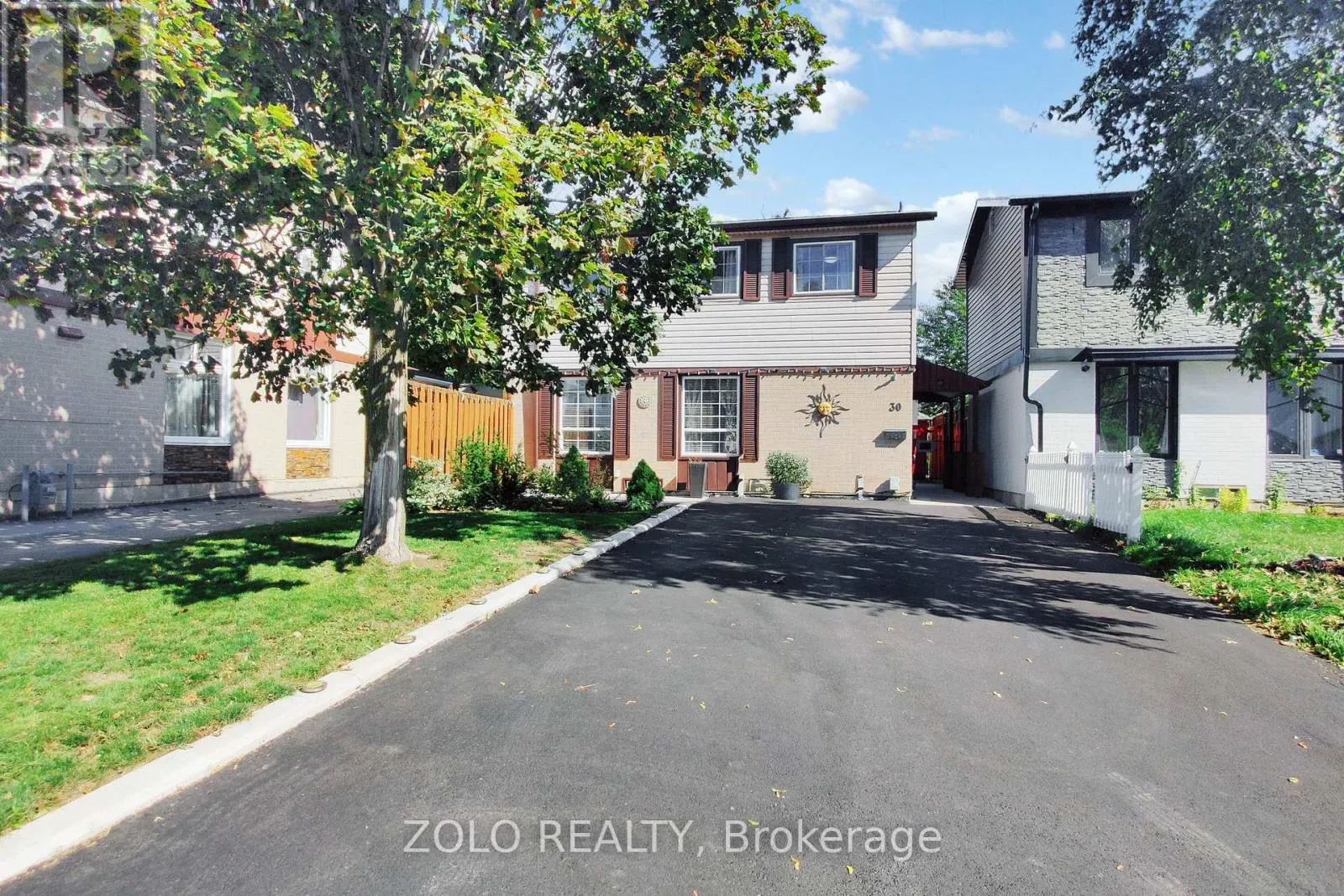 30 GREENBUSH COURT