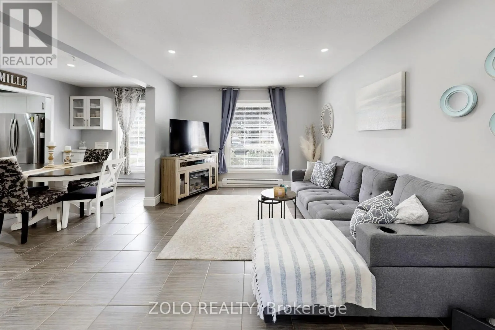 30 GREENBUSH COURT