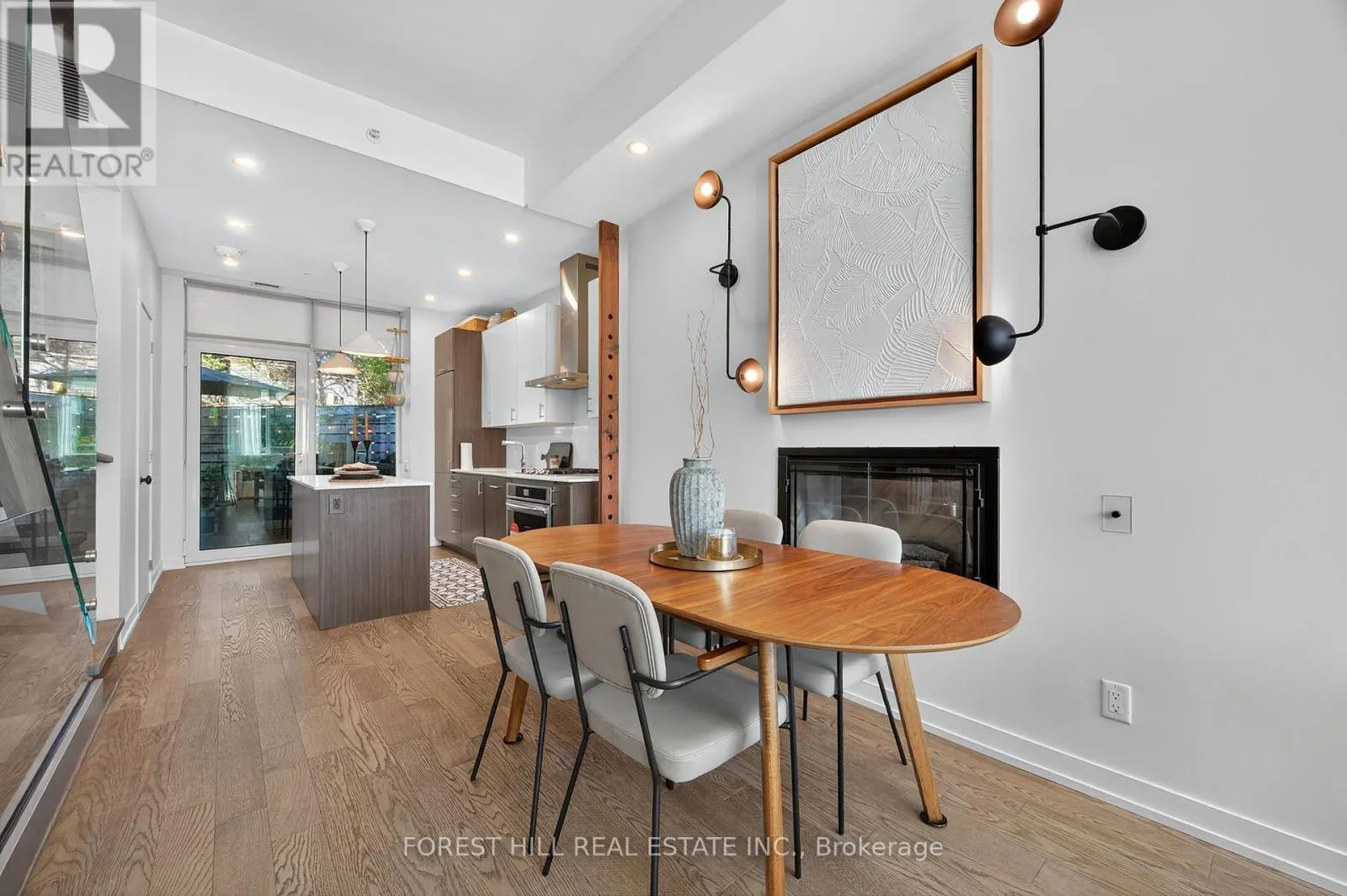 156 - 38 HOWARD PARK AVENUE