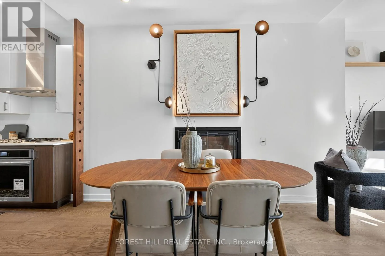 156 - 38 HOWARD PARK AVENUE