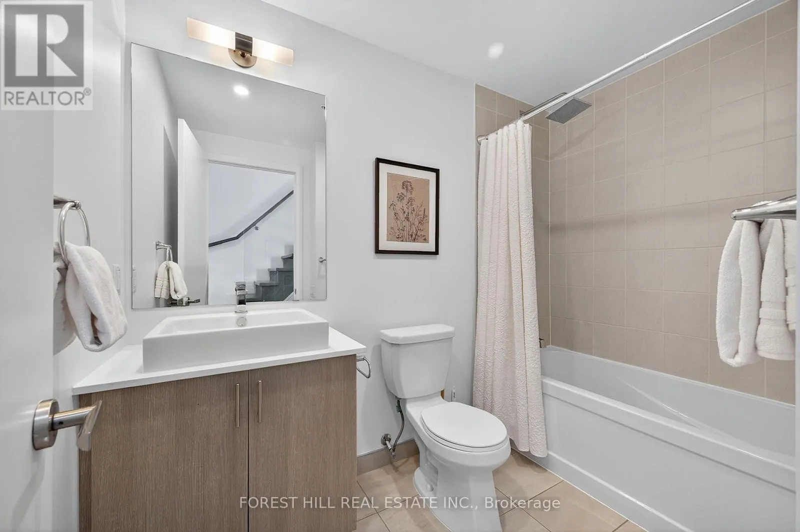 156 - 38 HOWARD PARK AVENUE