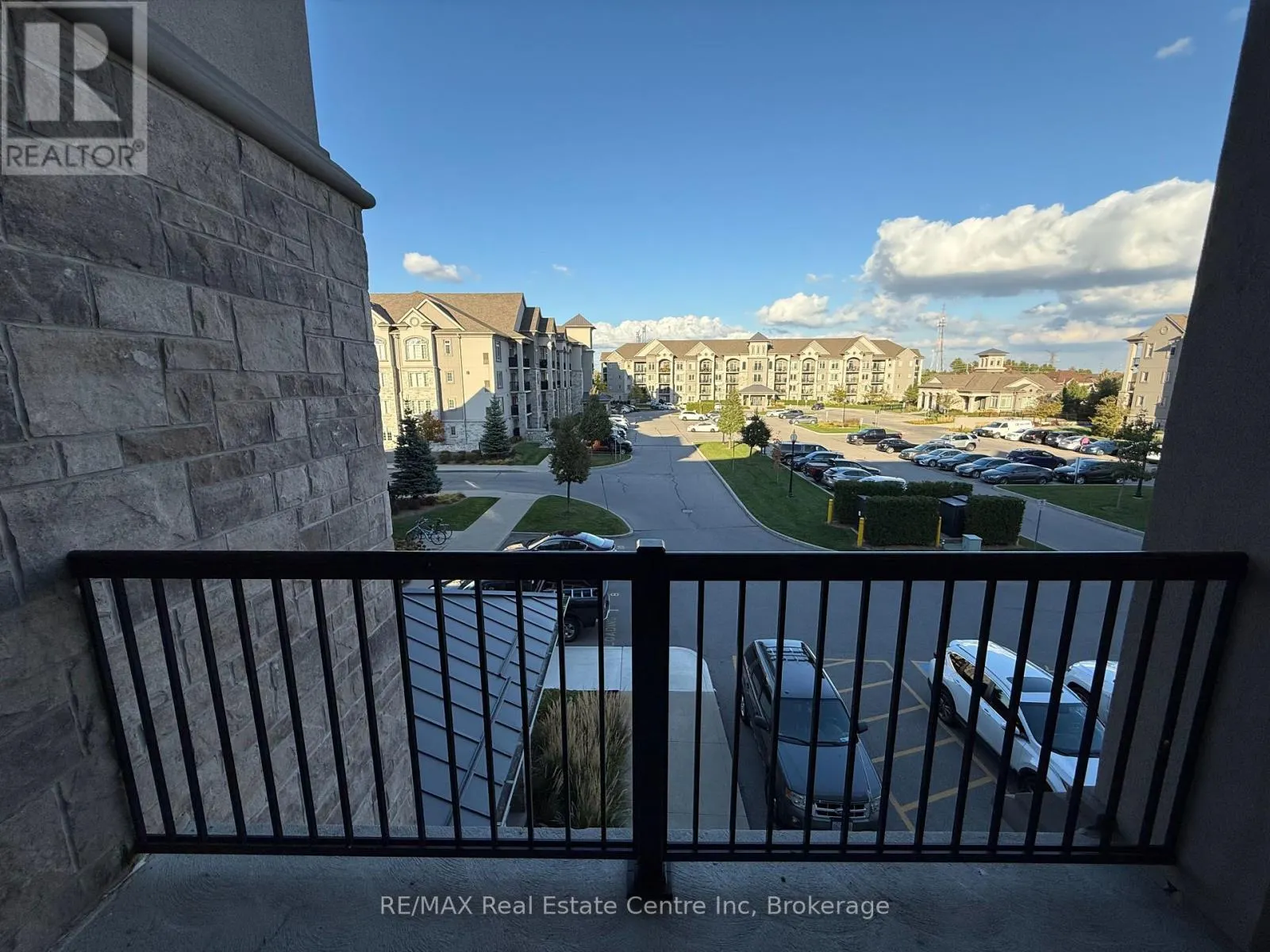 306 - 1440 MAIN STREET E, #306