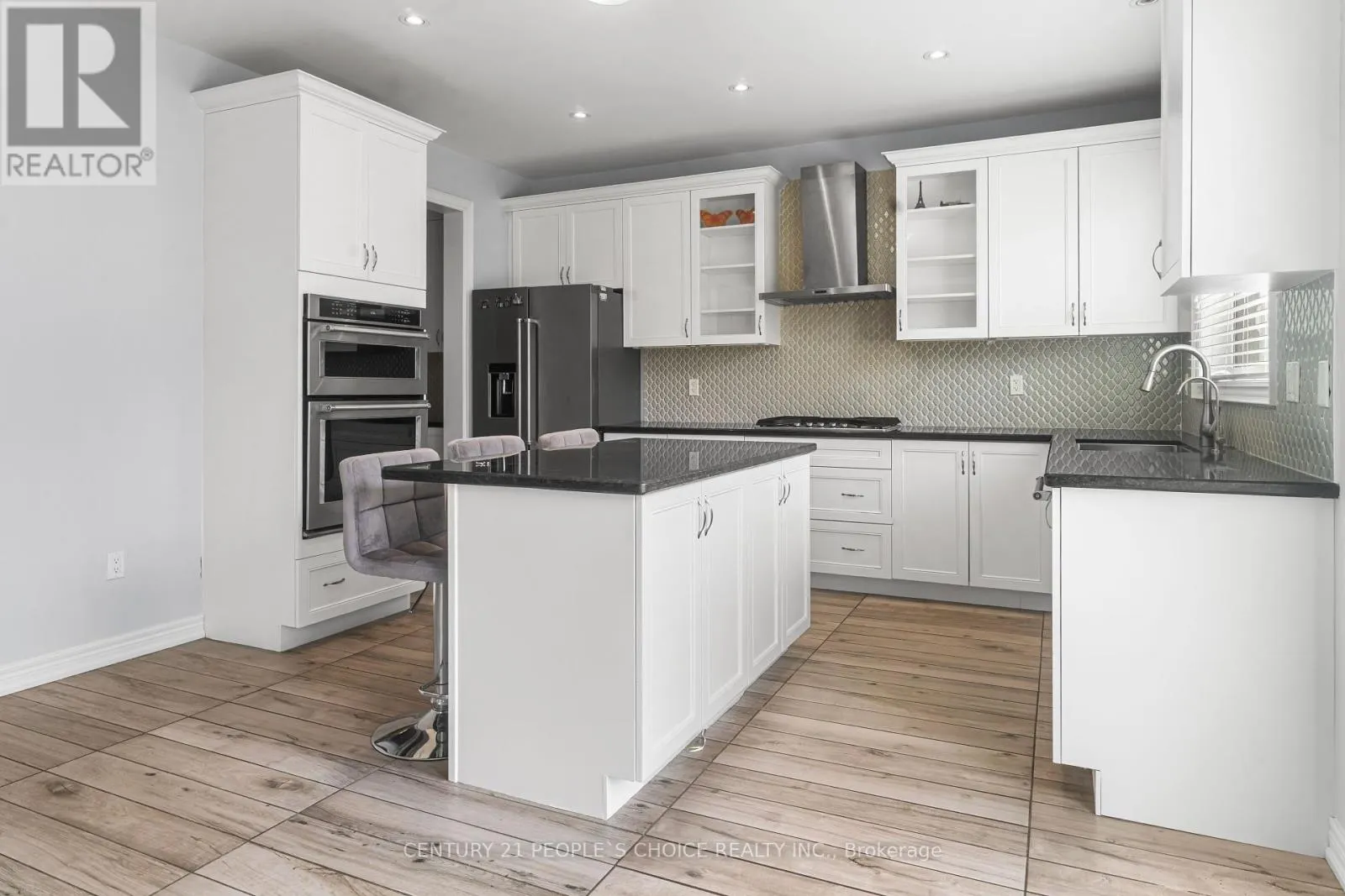 22 GAINSFORD ROAD