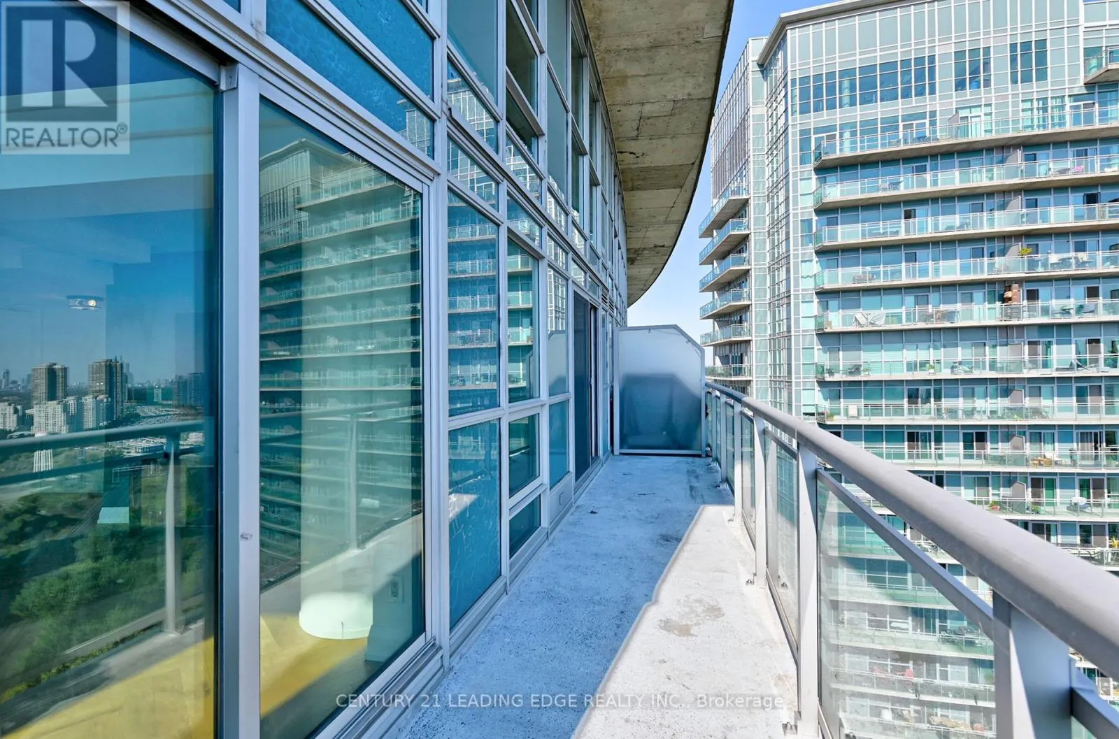 2704 - 155 LEGION ROAD N