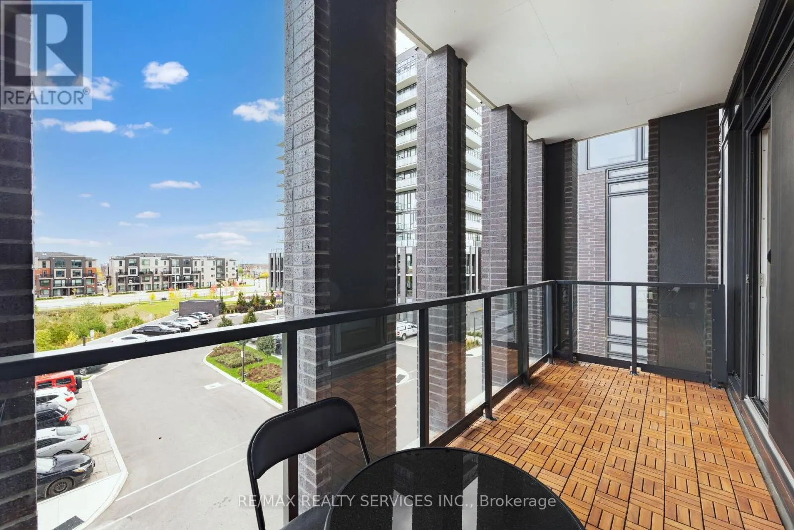 304 - 225 VETERANS DRIVE