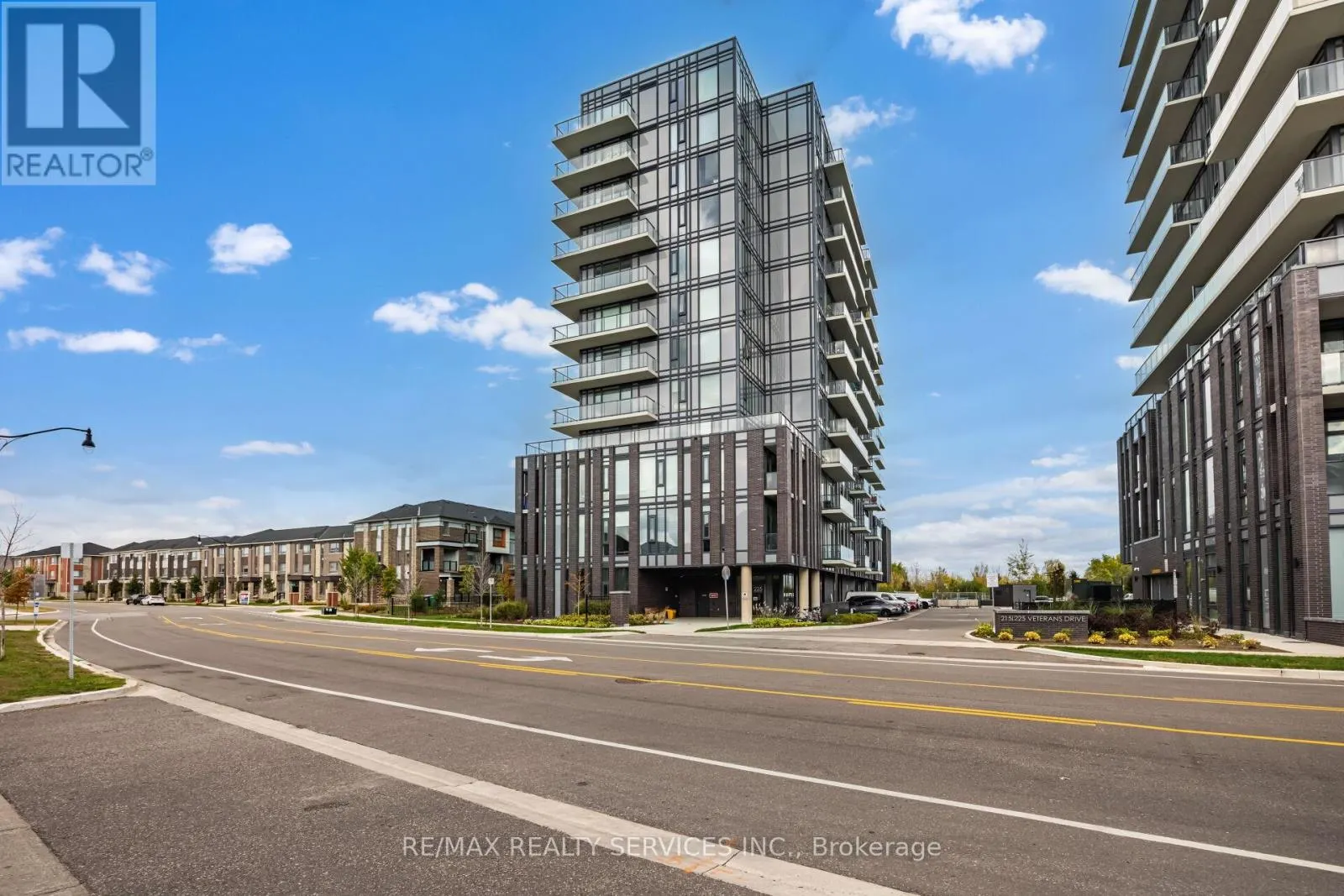 304 - 225 VETERANS DRIVE