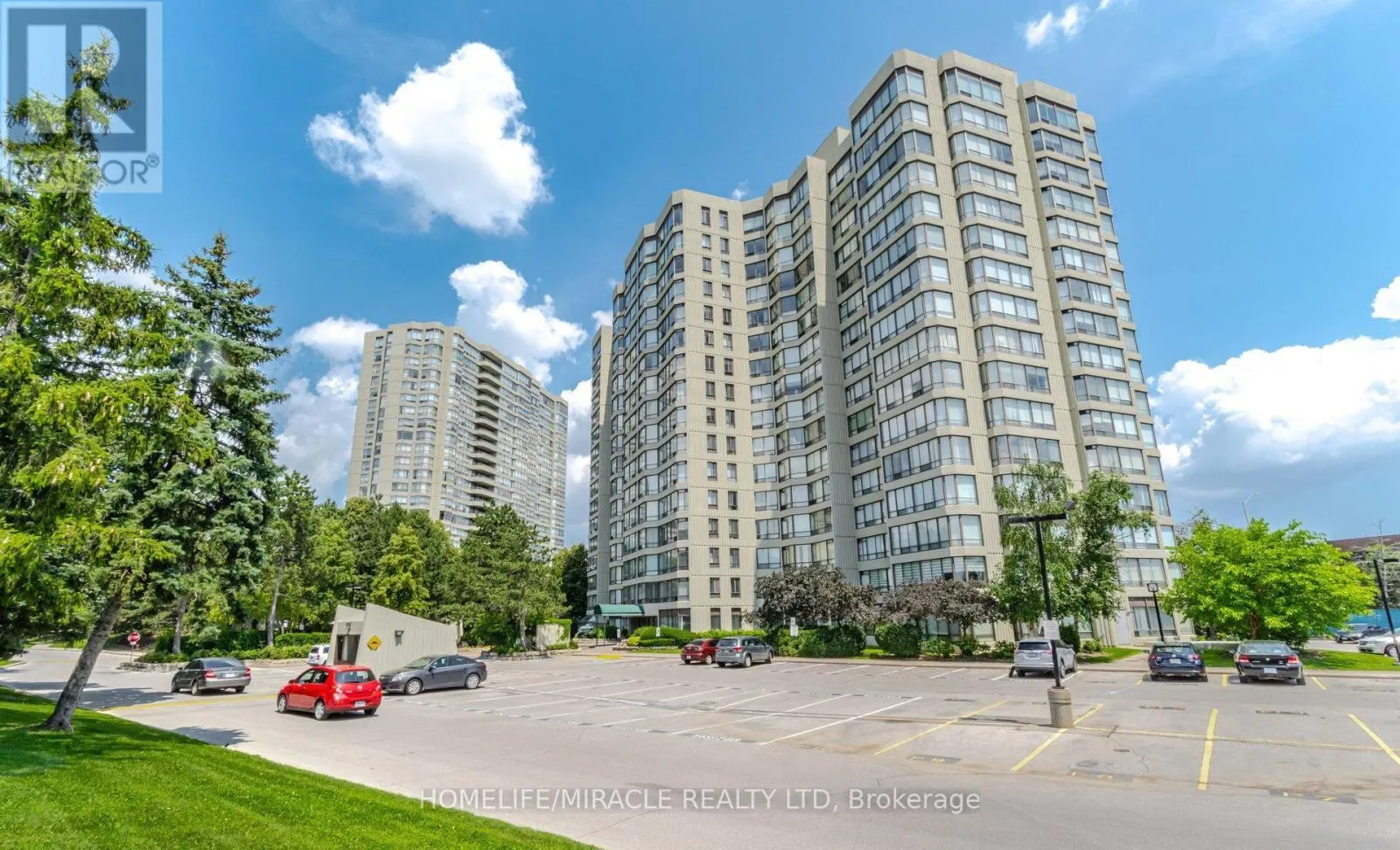 401 - 26 HANOVER ROAD