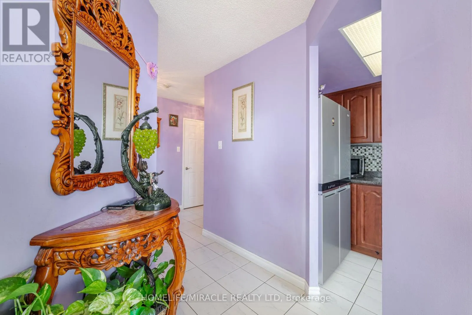 401 - 26 HANOVER ROAD