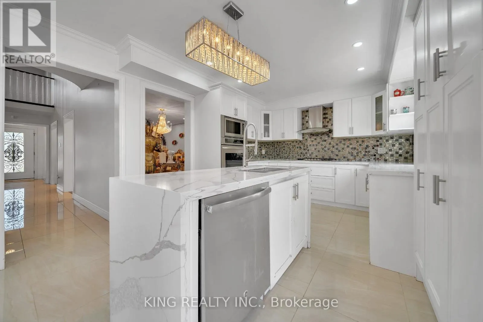 2606 AMBERCROFT TRAIL