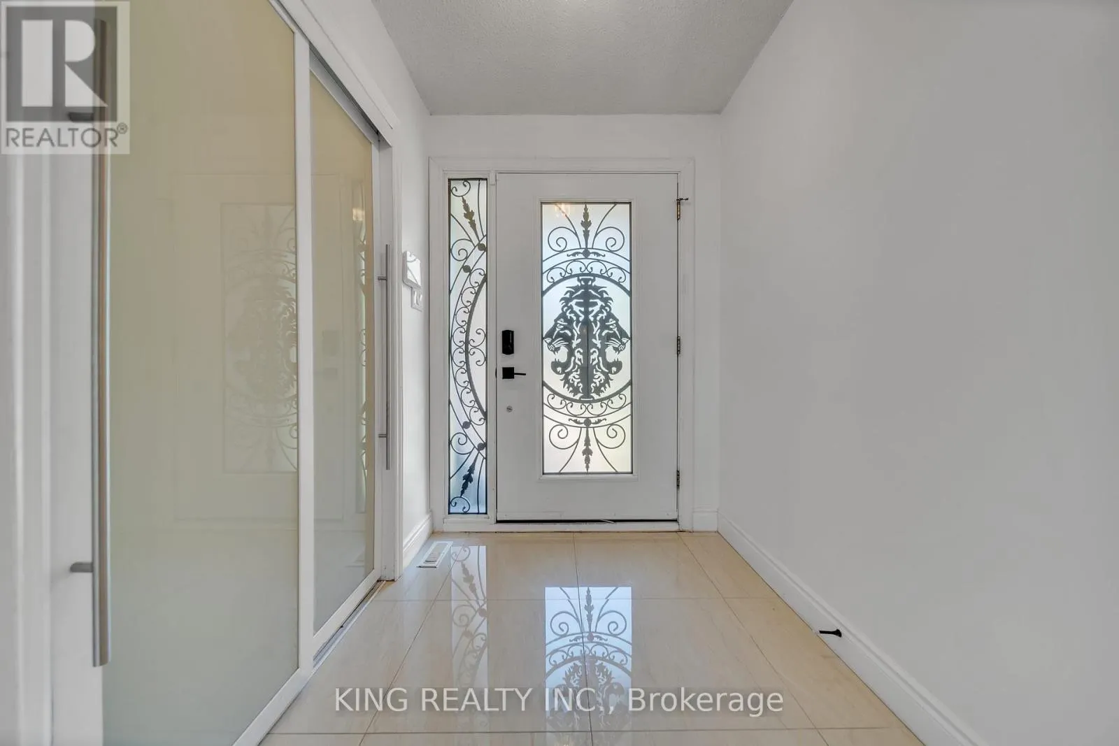 2606 AMBERCROFT TRAIL