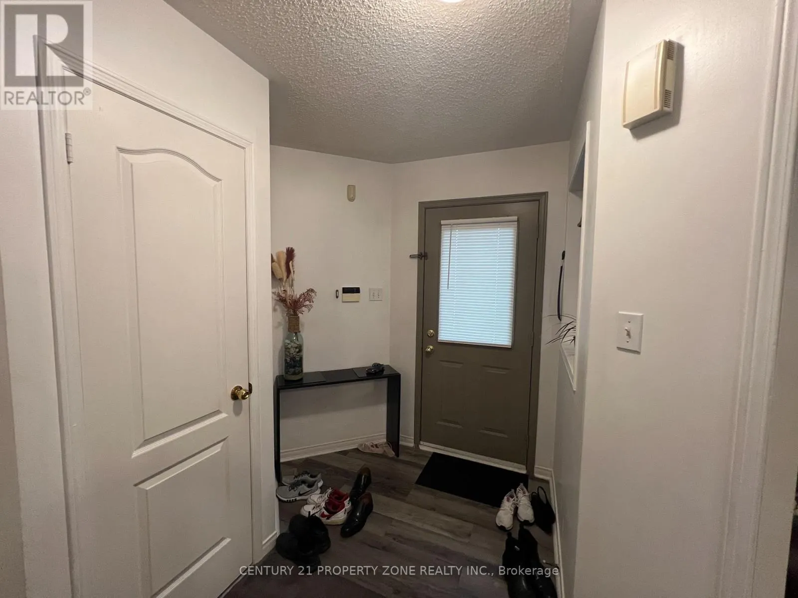 3242 TORTOLA COURT