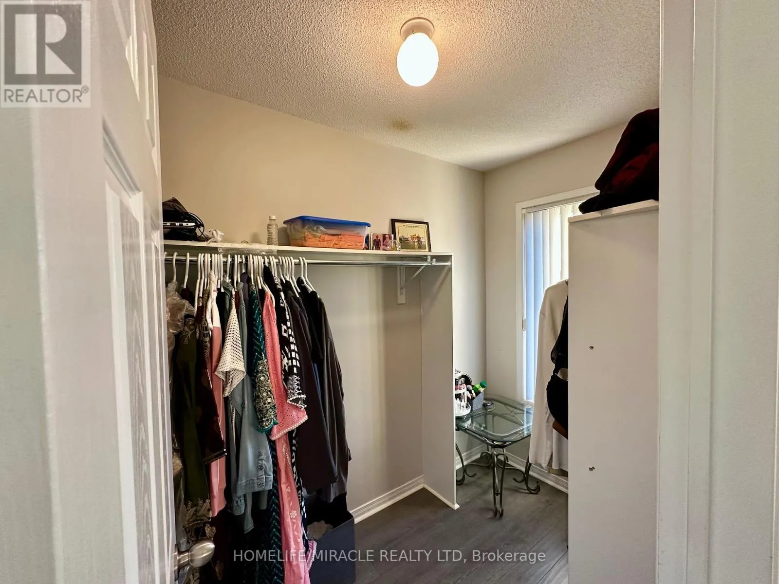 25 - 60 FAIRWOOD CIRCLE