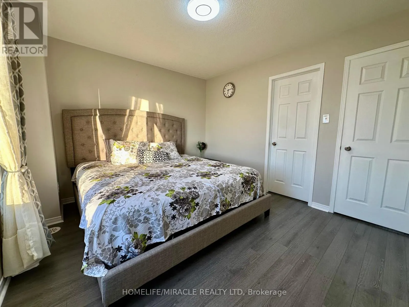 25 - 60 FAIRWOOD CIRCLE