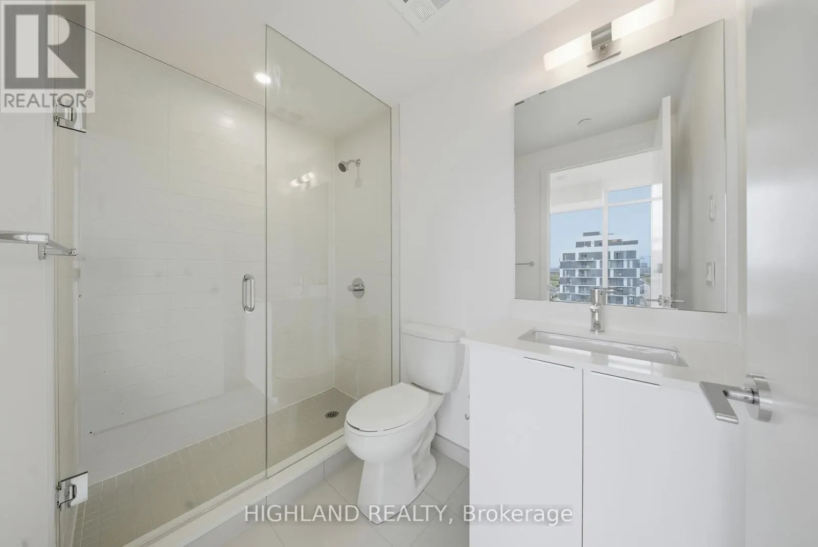 1903 - 3079 TRAFALGAR ROAD
