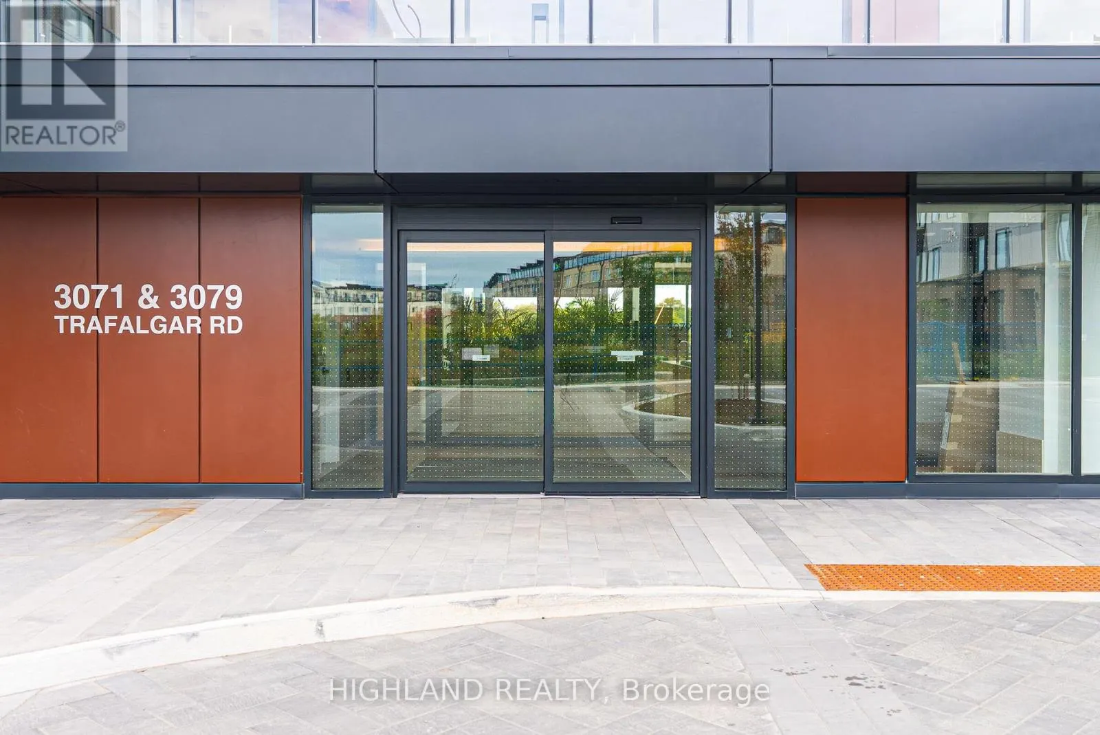 1903 - 3079 TRAFALGAR ROAD