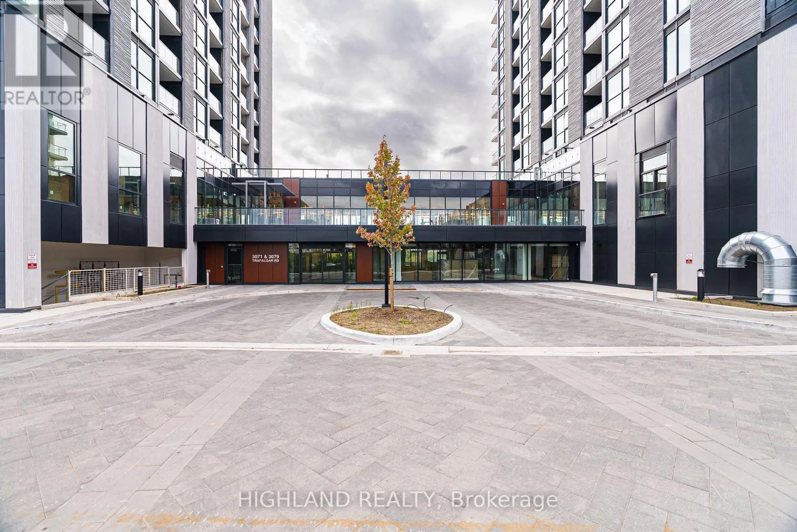 1903 - 3079 TRAFALGAR ROAD