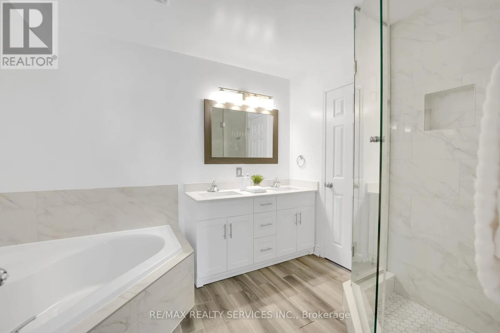 45 - 3059 FINCH AVENUE W