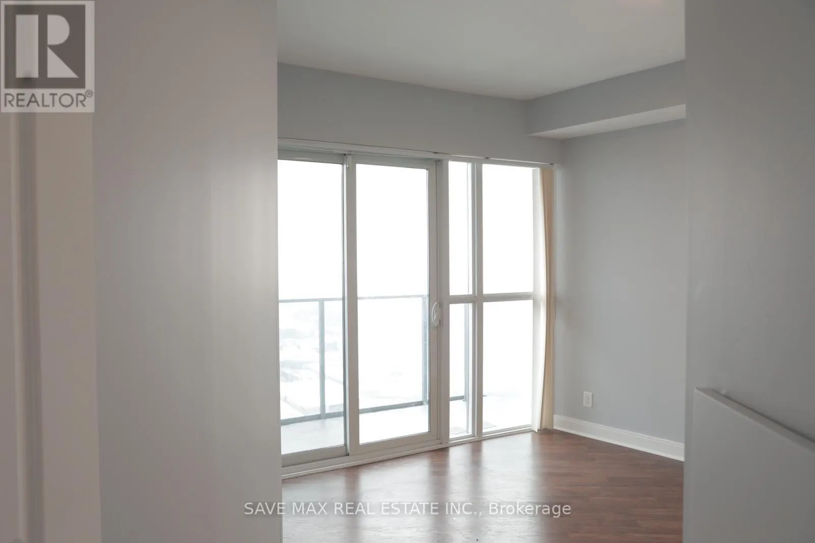 4903 - 60 ABSOLUTE AVENUE