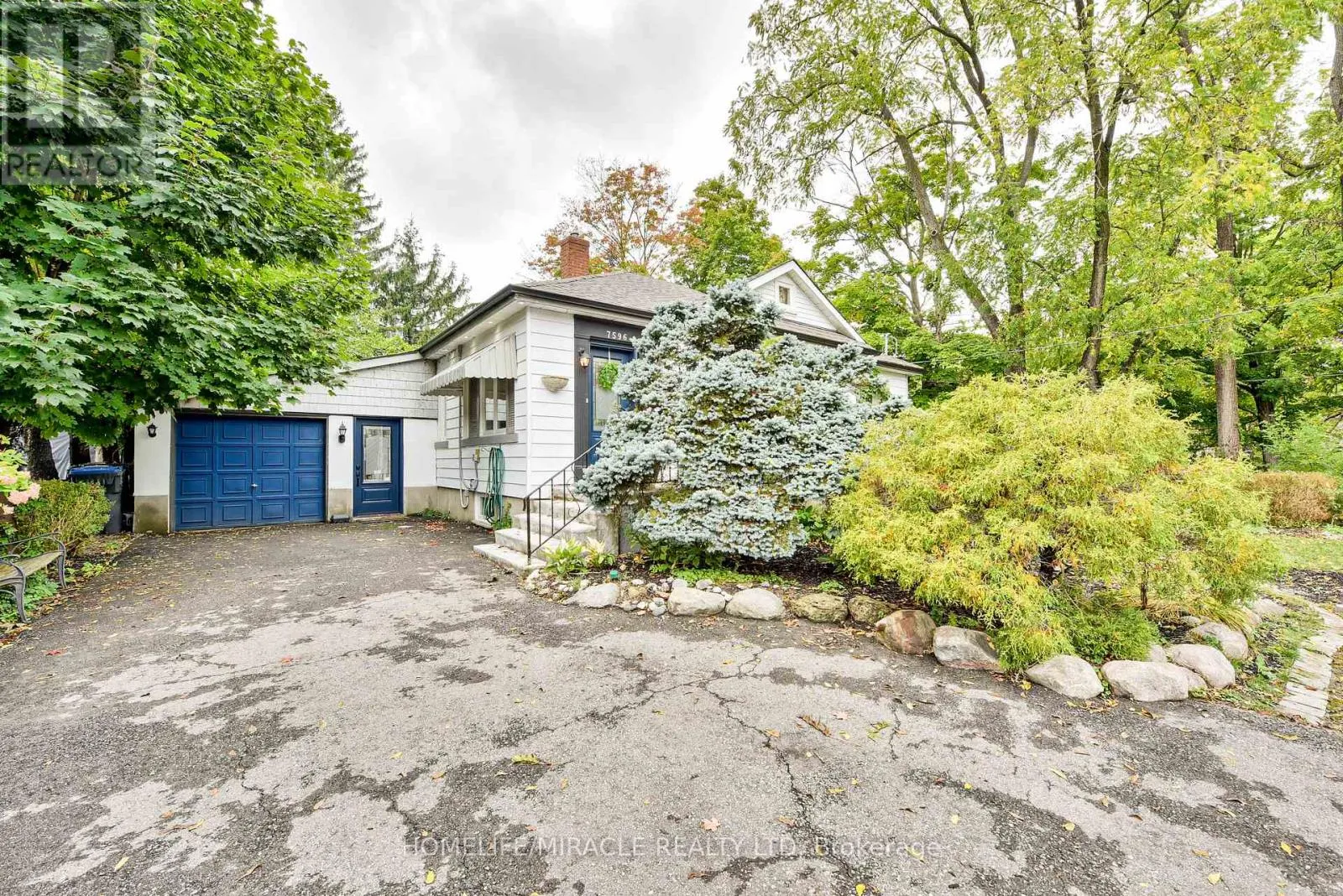 7596 CREDITVIEW ROAD