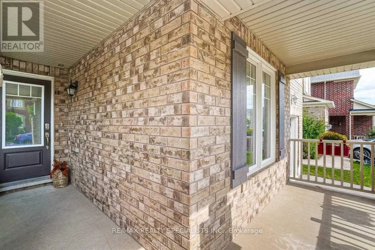 475 ZUEST CRESCENT