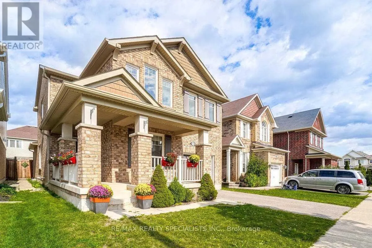 475 ZUEST CRESCENT