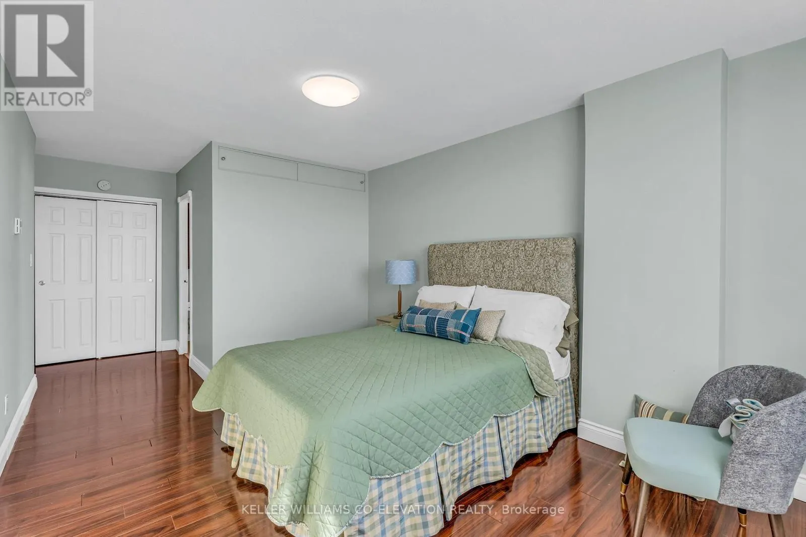 702 - 14 NEILSON DRIVE