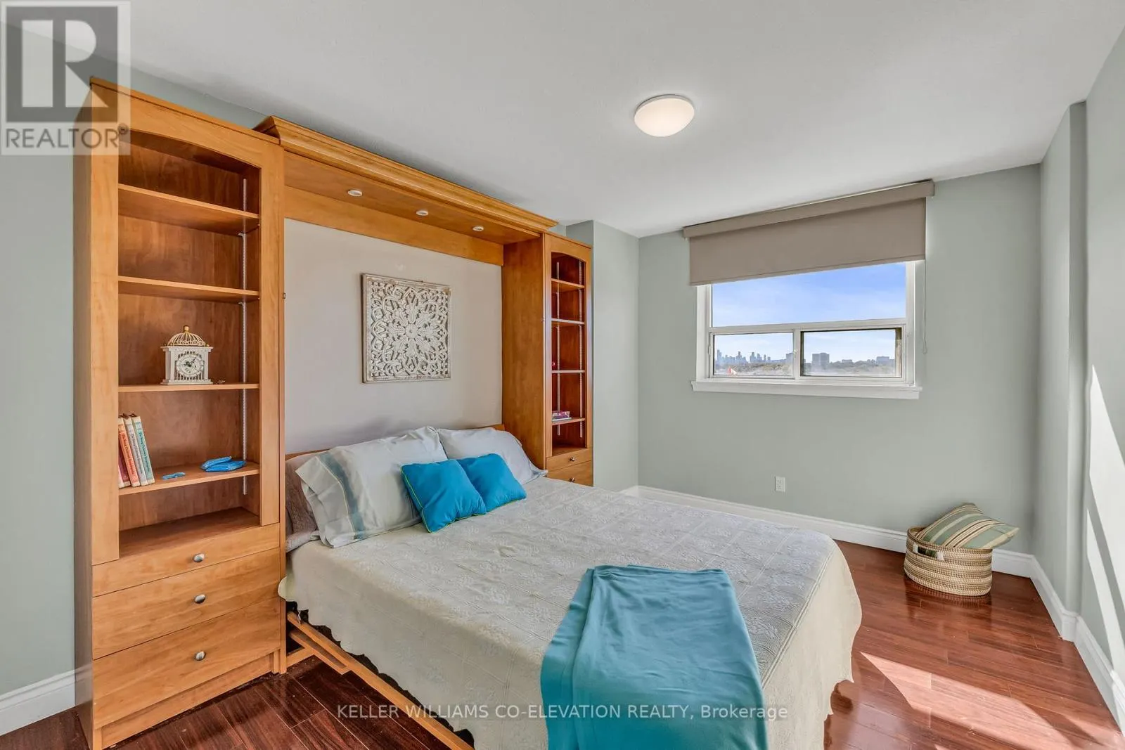 702 - 14 NEILSON DRIVE