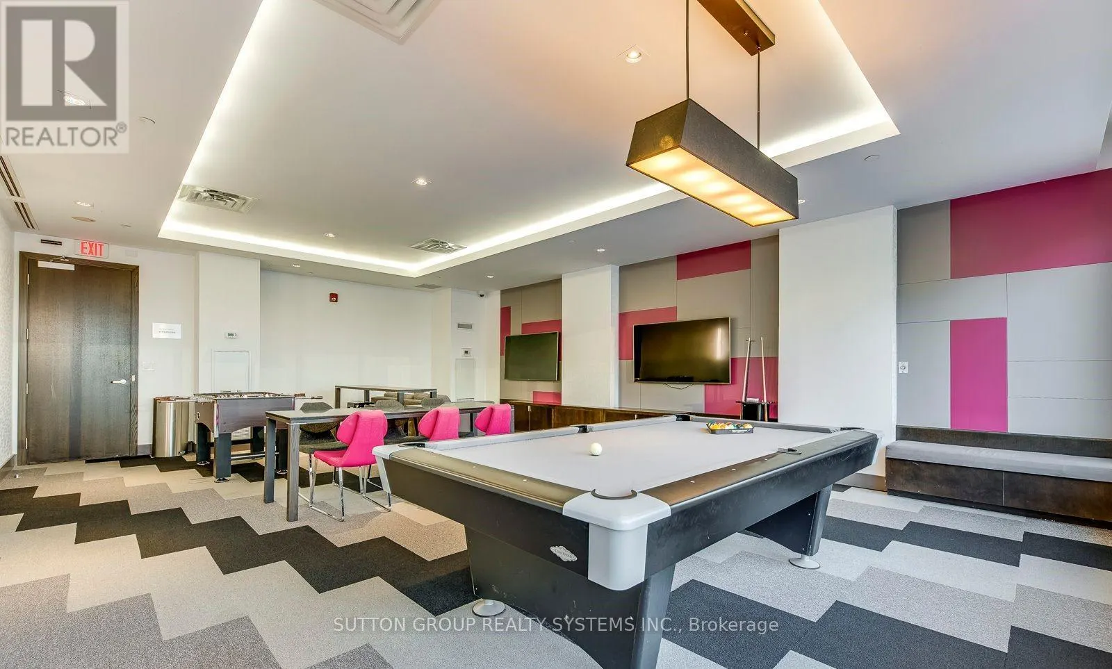 # 4610 - 4011 BRICKSTONE MEWS