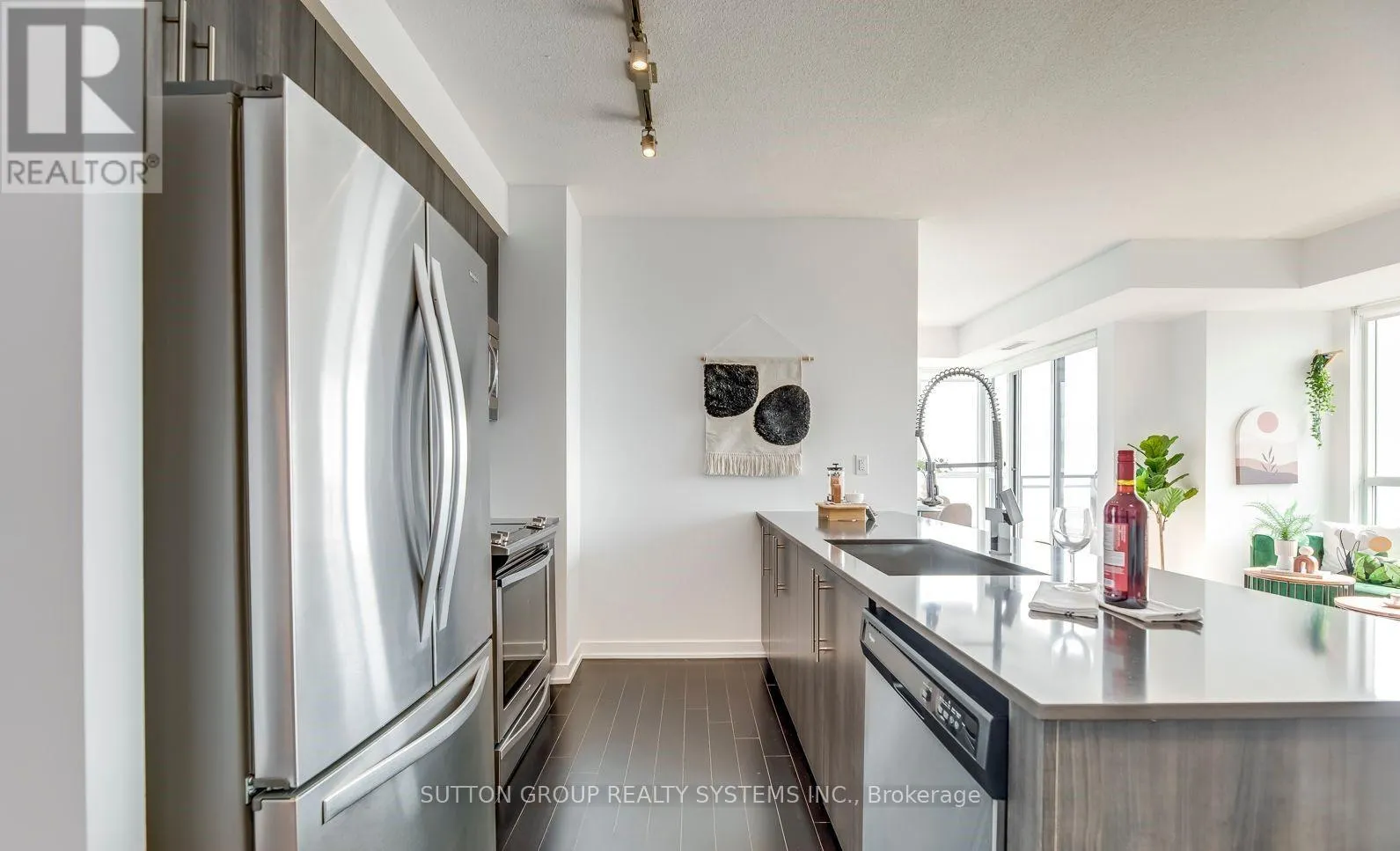 # 4610 - 4011 BRICKSTONE MEWS